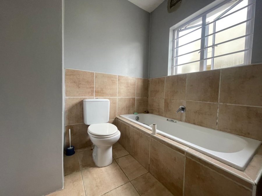 3 Bedroom Property for Sale in Beacon Bay North Eastern Cape
